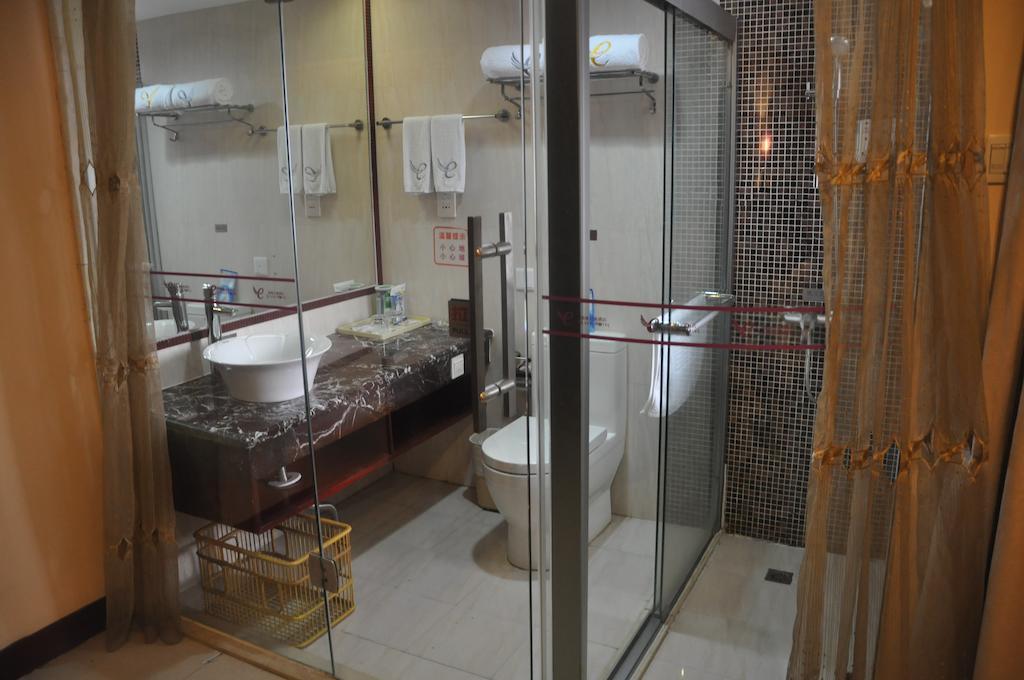 Starway Hotel Silver تشوهاى الغرفة الصورة