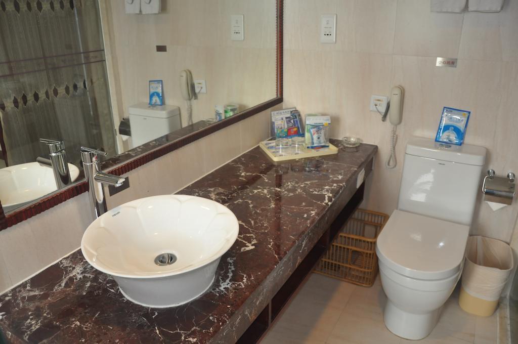 Starway Hotel Silver تشوهاى الغرفة الصورة