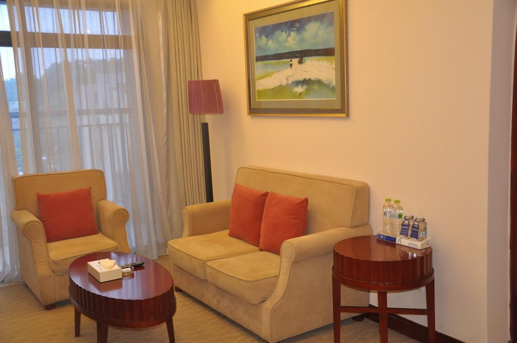 Starway Hotel Silver تشوهاى الغرفة الصورة