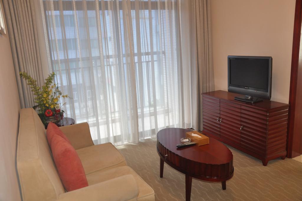 Starway Hotel Silver تشوهاى المظهر الخارجي الصورة
