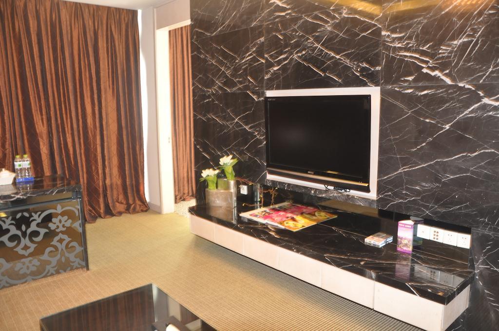 Starway Hotel Silver تشوهاى المظهر الخارجي الصورة